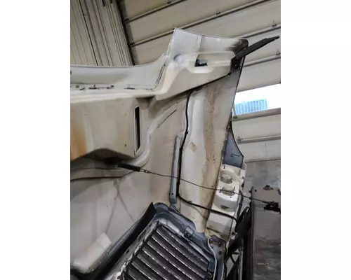 INTERNATIONAL 4300 2010-2019 HOOD