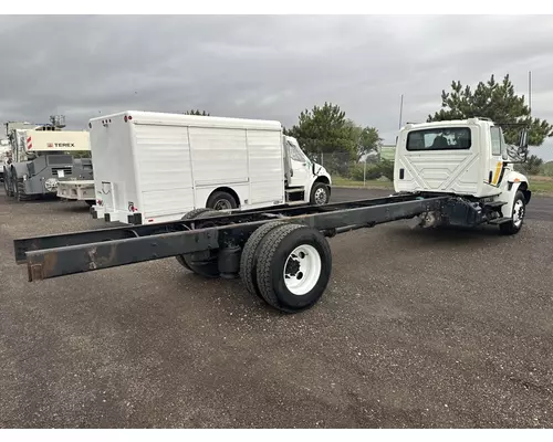 INTERNATIONAL 4300 Cab and Chassis Heavy Trucks