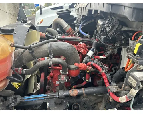 INTERNATIONAL 4300 Cab and Chassis Rebuilders