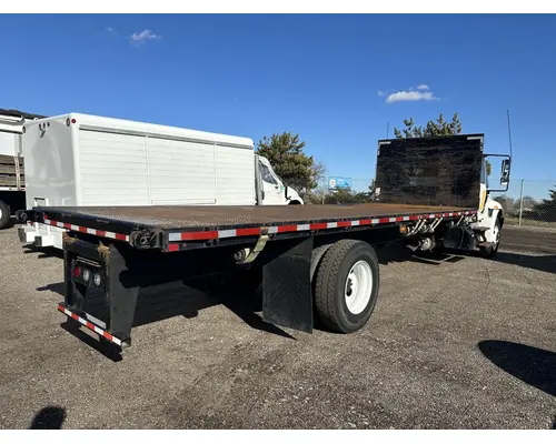 INTERNATIONAL 4300 Cab and Chassis Rebuilders