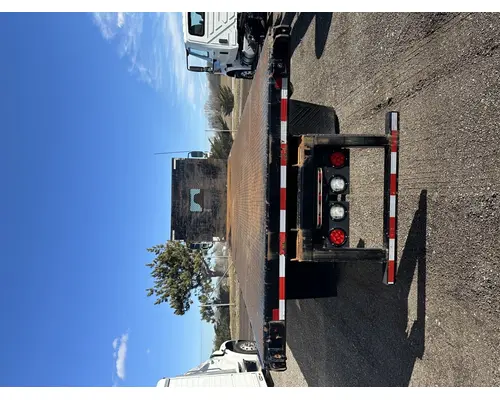 INTERNATIONAL 4300 Cab and Chassis Rebuilders