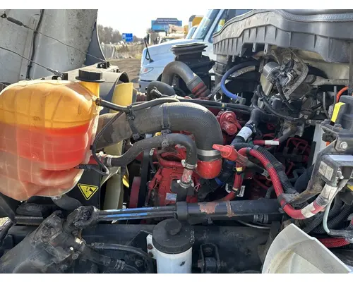 INTERNATIONAL 4300 Cab and Chassis Rebuilders