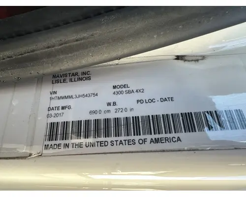 INTERNATIONAL 4300 Cab and Chassis Rebuilders