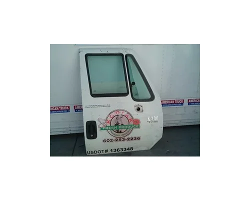 INTERNATIONAL 4300 Durastar Door Assembly, Front