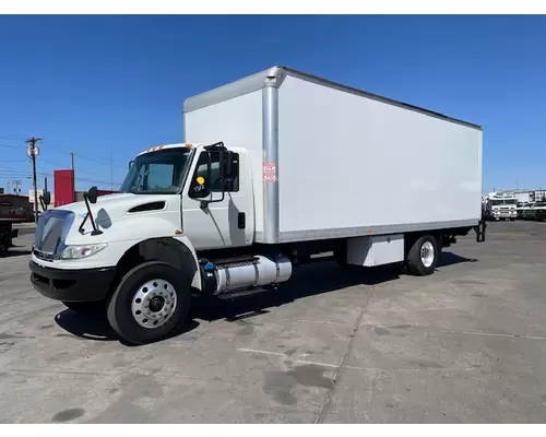 INTERNATIONAL 4300 Durastar Vehicle For Sale