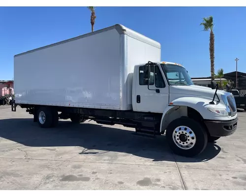 INTERNATIONAL 4300 Durastar Vehicle For Sale