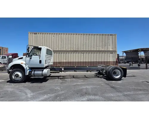 INTERNATIONAL 4300 Durastar Vehicle For Sale