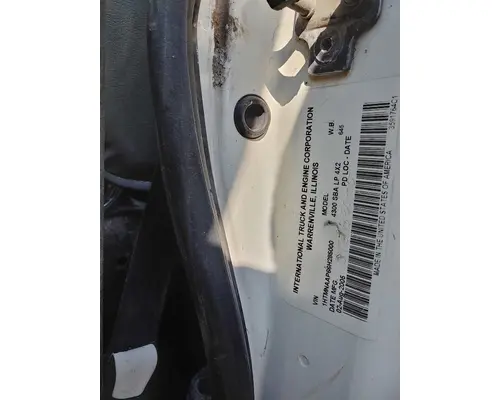 INTERNATIONAL 4300 LP Complete Vehicle