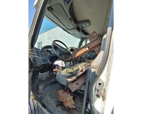 INTERNATIONAL 4300 LP Complete Vehicle