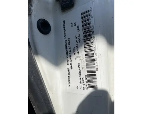 INTERNATIONAL 4300 LP Complete Vehicle