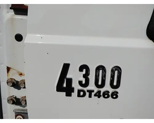 INTERNATIONAL 4300 LP Complete Vehicle
