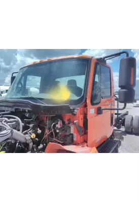 INTERNATIONAL 4300LP CAB