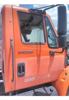 INTERNATIONAL 4300LP DOOR ASSEMBLY, FRONT