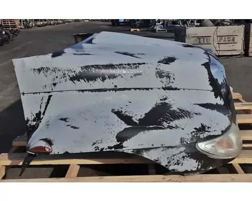 INTERNATIONAL 4300V Hood