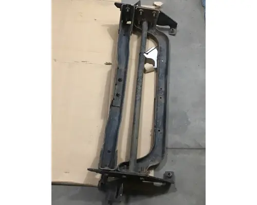 INTERNATIONAL 4300 724 Crossmembers