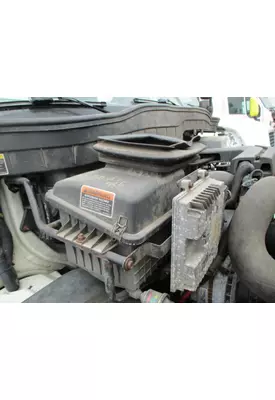 INTERNATIONAL 4300 AIR CLEANER