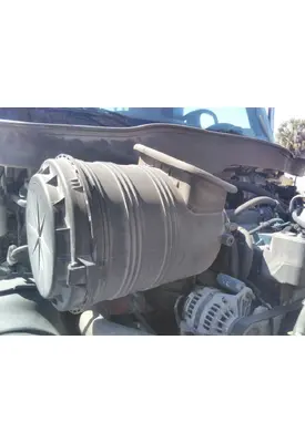 INTERNATIONAL 4300 AIR CLEANER