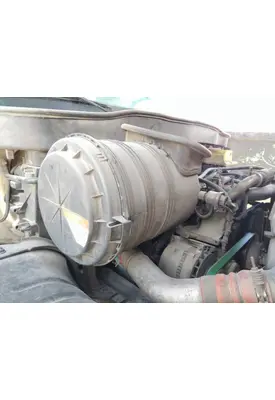 INTERNATIONAL 4300 AIR CLEANER