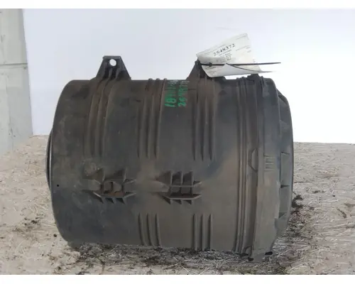 INTERNATIONAL 4300 AIR CLEANER