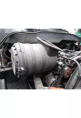 INTERNATIONAL 4300 AIR CLEANER