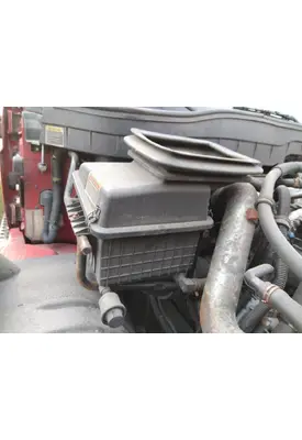 INTERNATIONAL 4300 AIR CLEANER