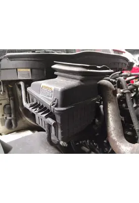 INTERNATIONAL 4300 AIR CLEANER