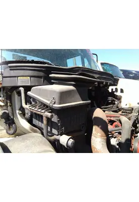 INTERNATIONAL 4300 AIR CLEANER