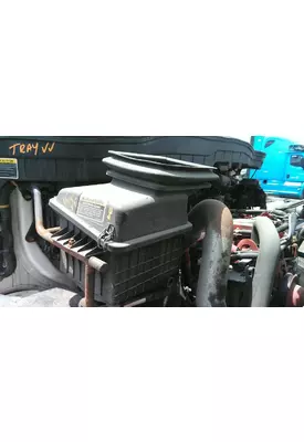 INTERNATIONAL 4300 AIR CLEANER