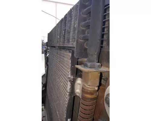 INTERNATIONAL 4300 AIR CONDITIONER CONDENSER