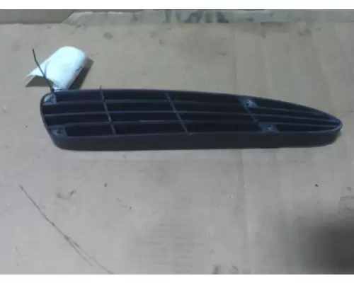 INTERNATIONAL 4300 AIR INTAKE LOUVERCOVER
