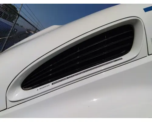 INTERNATIONAL 4300 AIR INTAKE LOUVERCOVER