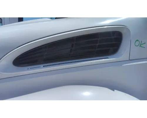 INTERNATIONAL 4300 AIR INTAKE LOUVERCOVER