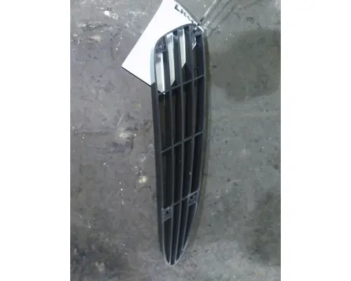 INTERNATIONAL 4300 AIR INTAKE LOUVERCOVER