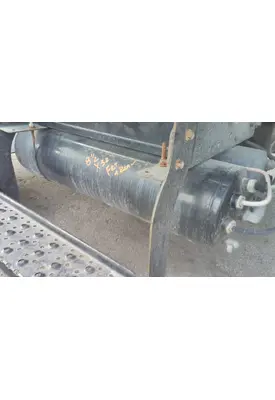 INTERNATIONAL 4300 AIR TANK