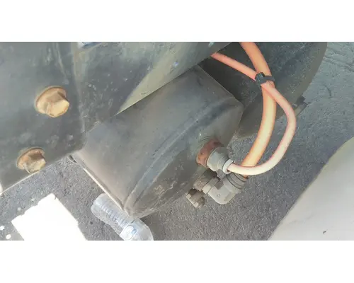 INTERNATIONAL 4300 AIR TANK