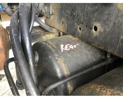 INTERNATIONAL 4300 AIR TANK