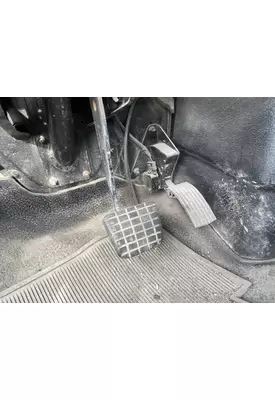 INTERNATIONAL 4300 Accelerator Pedal