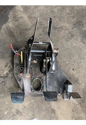 INTERNATIONAL 4300 Accelerator Pedal