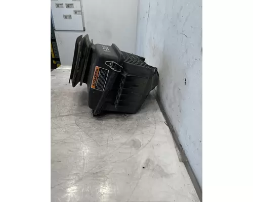 INTERNATIONAL 4300 Air Cleaner