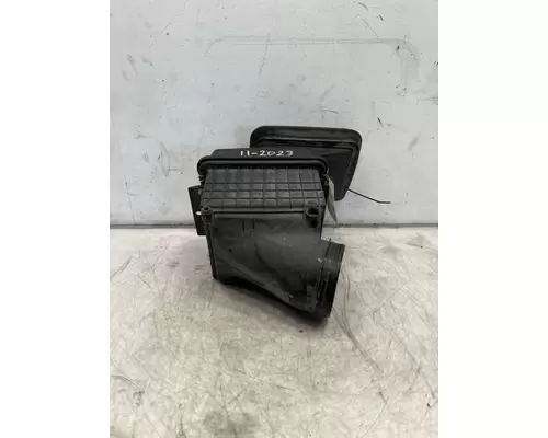 INTERNATIONAL 4300 Air Cleaner