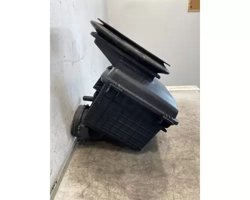 INTERNATIONAL 4300 Air Cleaner