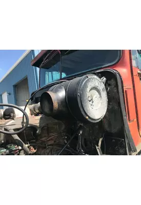 INTERNATIONAL 4300 Air Cleaner