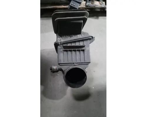 INTERNATIONAL 4300 Air Cleaner