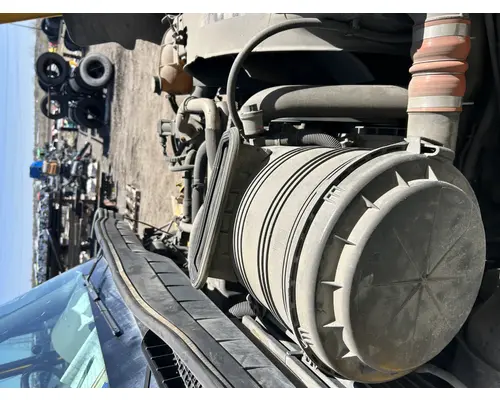 INTERNATIONAL 4300 Air Cleaner