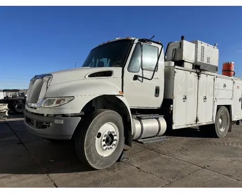 INTERNATIONAL 4300 Air Conditioner Compressor