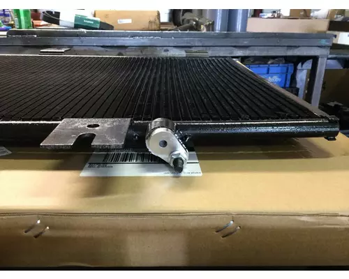 INTERNATIONAL 4300 Air Conditioner Condenser