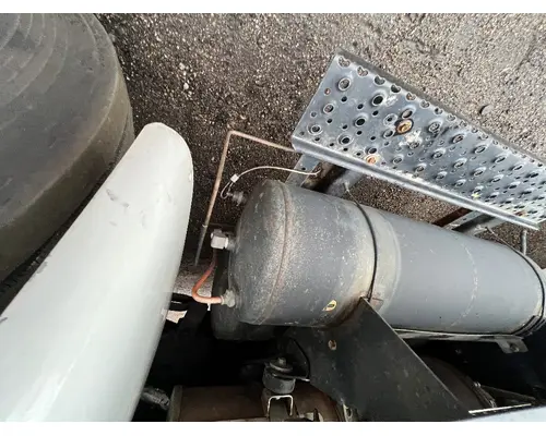 INTERNATIONAL 4300 Air Tank