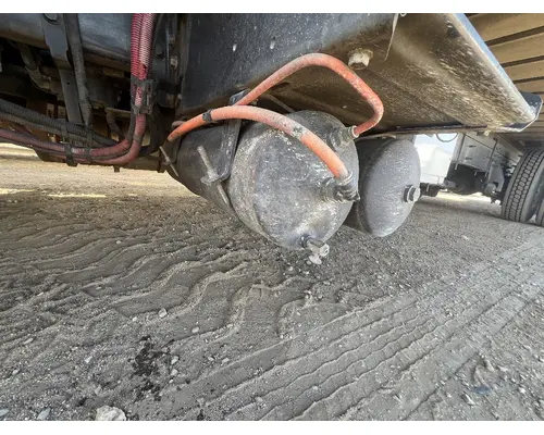 INTERNATIONAL 4300 Air Tank