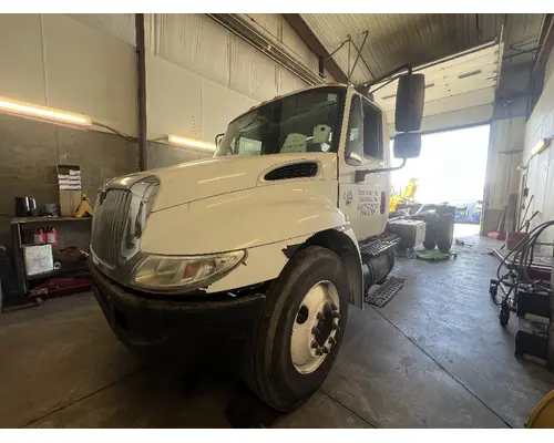 INTERNATIONAL 4300 Air Tank