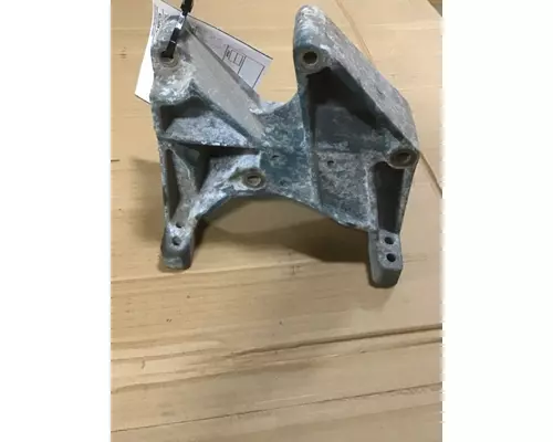 INTERNATIONAL 4300 Alternator Bracket